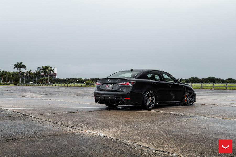  Lexus GS F on Vossen Wheels (HF-1) 2019 года  (фото 14 из 24)